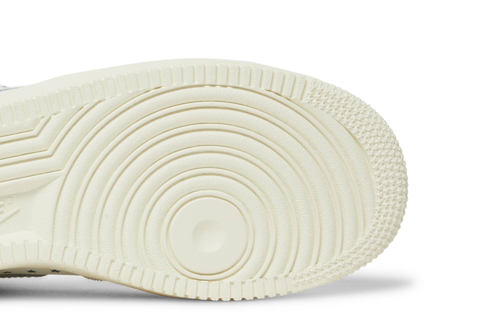 Purchase (W) Nike Air Force 1 Mid 'Cut Out Stars' Pria Wanita Sepatu Bintang Terkeluar DV3451-100