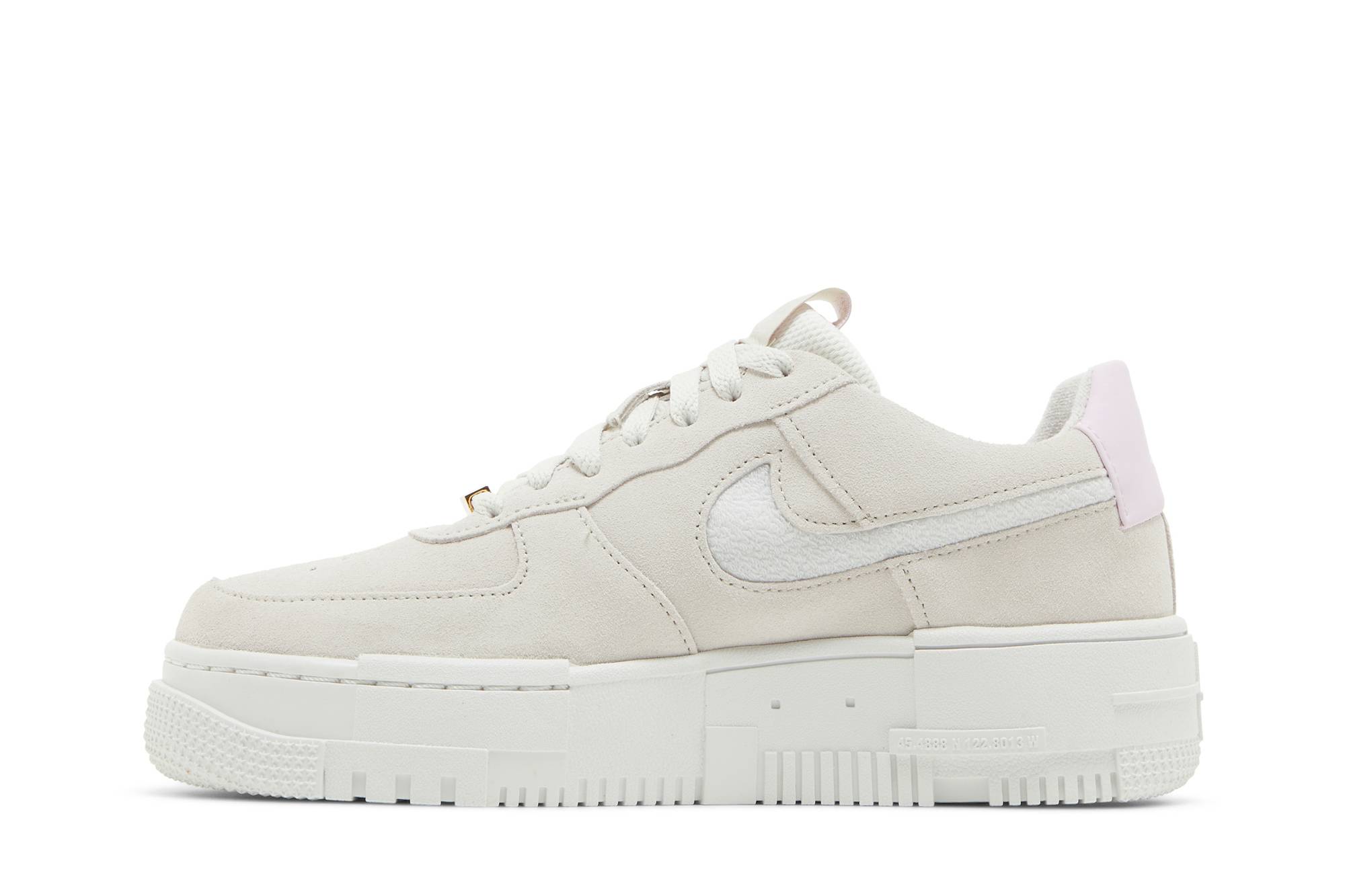 Lookbook (W) 나이키 에어 포스 1 픽셀 '라이트 본 리갈 핑크' DQ0827-100