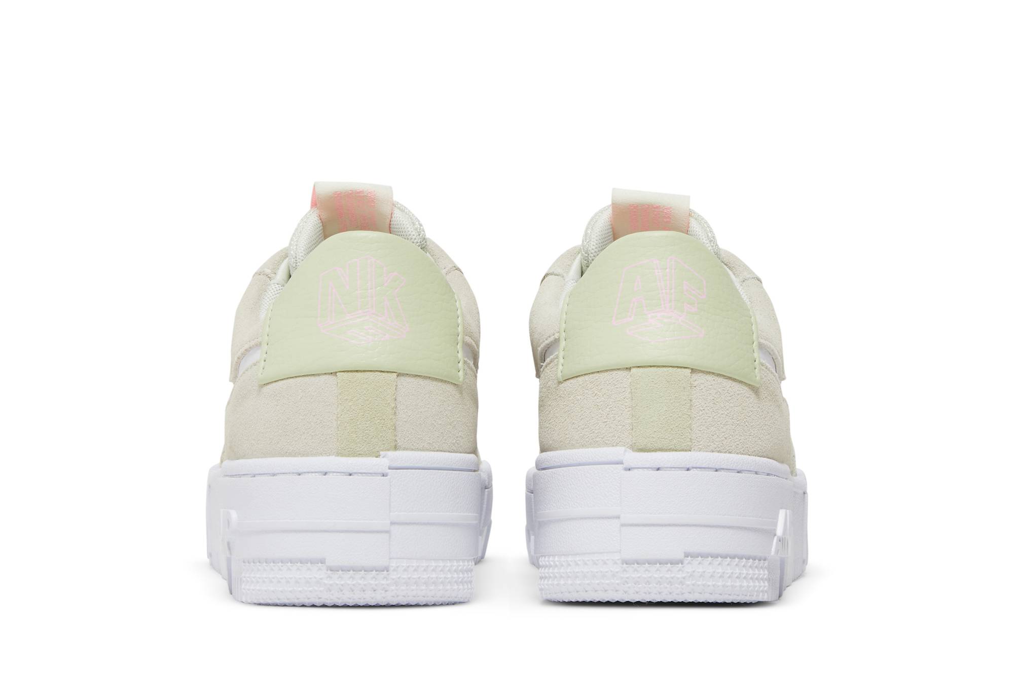 靴 W Air Force 1 '07 \"Light Orewood Brown\" W) ナイキ エアフォース1 ピクセル 