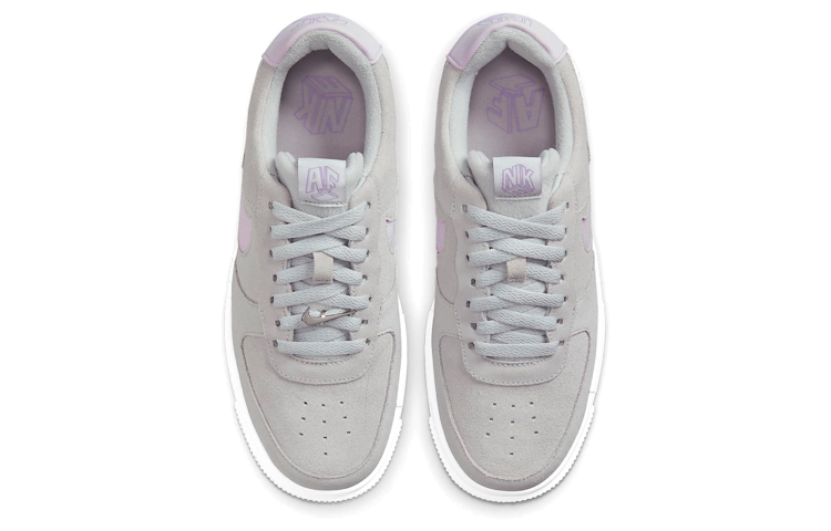 Shop Nike Air Force 1 Low Pixel 像素 休閒 耐磨防滑 低筒 板鞋 女款 灰淡紫