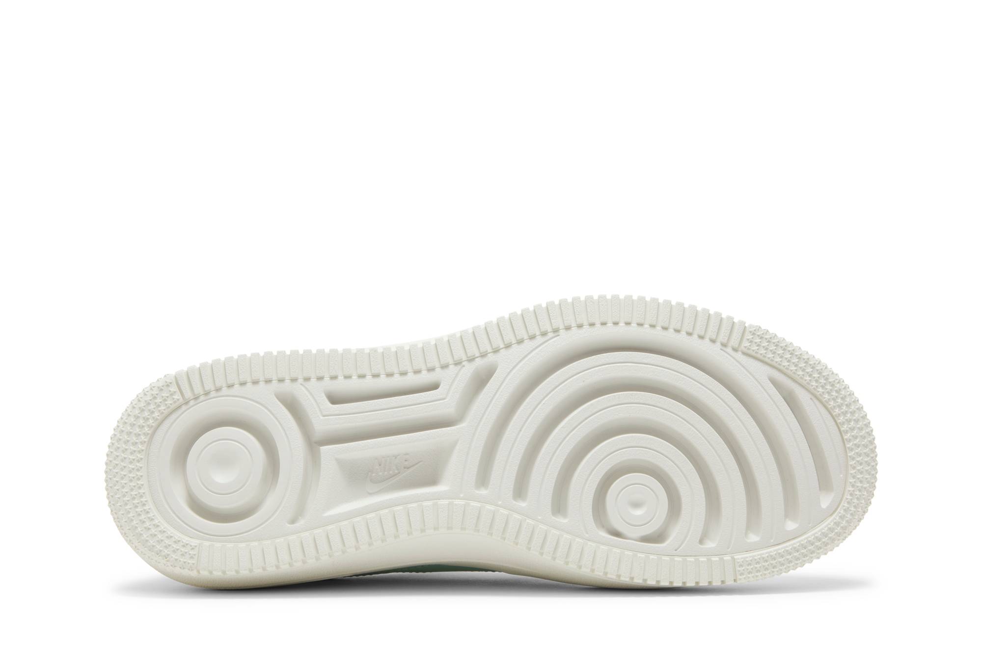 Shop (W) 나이키 에어포스 1 PLT.AF.ORM '베얼리 그린' (Nike Air Force 1 PLT.AF.ORM '베얼리 그린') DX3730-300