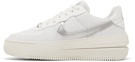 (W) ナイキ エアフォース1 PLT.AF.ORM 白/メタリックシルバー DJ9946-101 Lookbook (W) ナイキ エアフォース1 PLT.AF.ORM 白/メタリックシルバー DJ9946-101