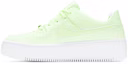 Lookbook (W) Nike Air Force 1 Sage Low 'Barely Volt' en Verde Fluorescente CJ1642-700