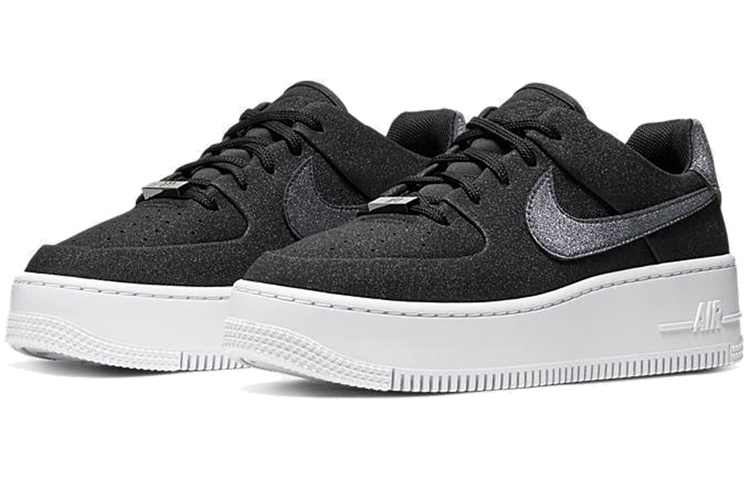 Lookbook (W) Nike Air Force 1 Sage Low LX Wanita CQ7510-001