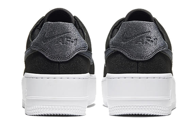 Shop (W) Nike Air Force 1 Sage Low LX Wanita CQ7510-001