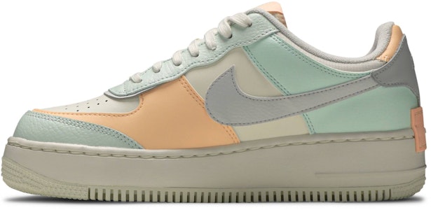 (W) Nike Air Force 1 Shadow 'Verde Suave y Tono Carmesí' CU8591-104 Lookbook (W) Nike Air Force 1 Shadow 'Verde Suave y Tono Carmesí' CU8591-104