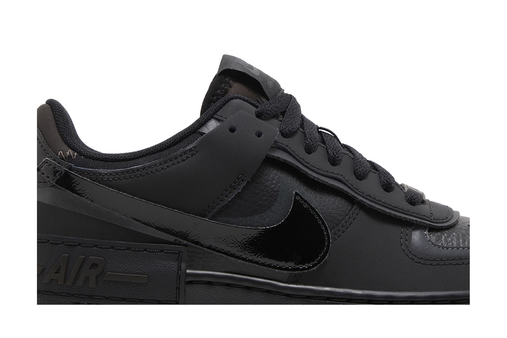 Lookbook (W) Nike Air Force 1 Shadow 'Triple Black' Zapatillas Negras Total. FB7582-001