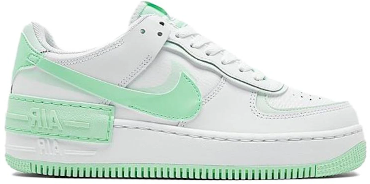 (W) Nike Air Force 1 Shadow ''Weiß Barely Green''. FZ3773-100 Lookbook (W) Nike Air Force 1 Shadow ''Weiß Barely Green''. FZ3773-100