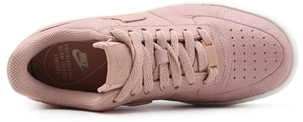 (W) 耐克空军一号 Upstep '红色星尘' 917588-601 Lookbook (W) 耐克空军一号 Upstep '红色星尘' 917588-601