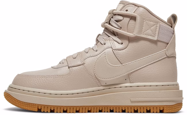 (女性)Nike Air Force 1 Utility 2.0 '化石石' DC3584-200 Lookbook (女性)Nike Air Force 1 Utility 2.0 '化石石' DC3584-200