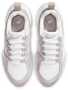 Nike Air Heights 低幫 運動休閒鞋 女款 粉白 Shop Nike Air Heights 低幫 運動休閒鞋 女款 粉白