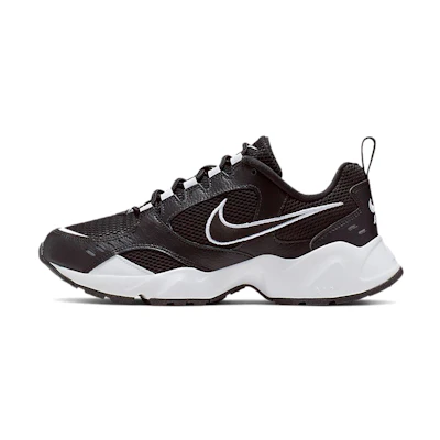 (W) Nike Air Heights 'Black'