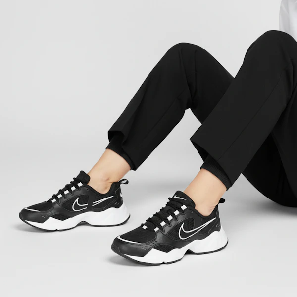 (W) Nike Air Heights 'Hitam' CI0603-001 Order (W) Nike Air Heights 'Hitam' CI0603-001