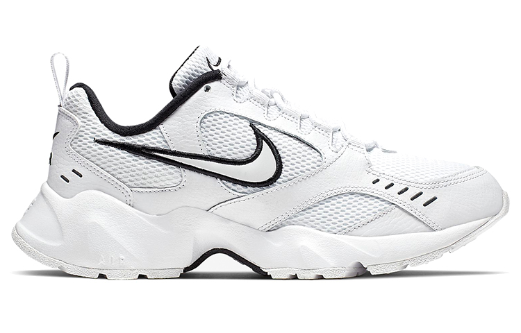 Lookbook （女款）Nike Air Heights '白色 黑色' CI0603-102