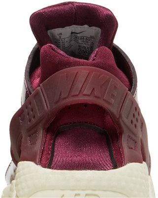 (W) Nike Air Huarache 'Bordeaux Patent' DQ8584-600 Sizing (W) Nike Air Huarache 'Bordeaux Patent' DQ8584-600