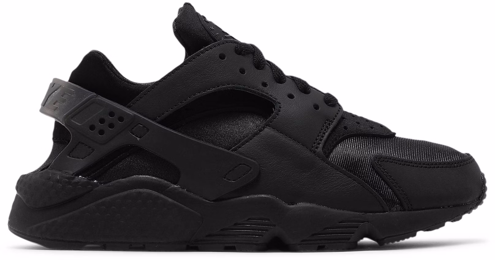 nike-air-huarache-triple-black-wmns