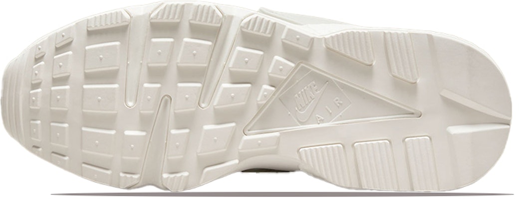 (W) Nike Air Huarache 'Triple Sail' Putih Polos DQ0916-001 Details for (W) Nike Air Huarache 'Triple Sail' Putih Polos DQ0916-001