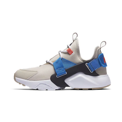 (W) Nike Air Huarache City Low 'Desert Sand'