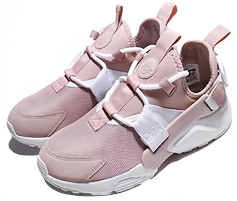 (W) Nike Air Huarache City Low 'Partikel Merah Muda' AH6804-600 Lookbook (W) Nike Air Huarache City Low 'Partikel Merah Muda' AH6804-600