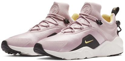 (W) ナイキ エア ハラチ シティ ムーブ "プラムチョーク" AO3172-500 Lookbook (W) ナイキ エア ハラチ シティ ムーブ "プラムチョーク" AO3172-500