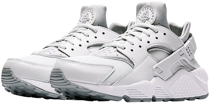 (W) 나이키 에어 허라취 로우 그레이 (Nike 에어 허라취 로우 회색 is also acceptable) 634835-030 Lookbook (W) 나이키 에어 허라취 로우 그레이 (Nike 에어 허라취 로우 회색 is also acceptable) 634835-030