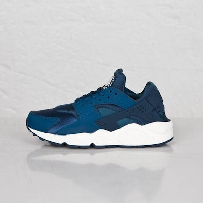 Nike Air Huarache "Blue Force" (W) 復古運動跑步鞋 軍藍色 Shop Nike Air Huarache "Blue Force" (W) 復古運動跑步鞋 軍藍色