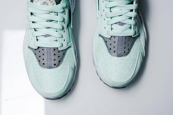 Nike Air Huarache 華萊士 耐磨輕便 低幫 跑步鞋 男款 灰薄荷綠 Purchase Nike Air Huarache 華萊士 耐磨輕便 低幫 跑步鞋 男款 灰薄荷綠