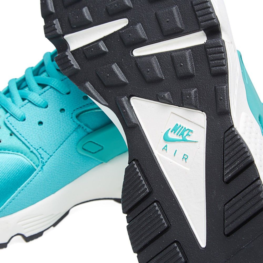Details for (W) Nike Air Huarache Run ''Light Retro'' Sneakers 634835-401