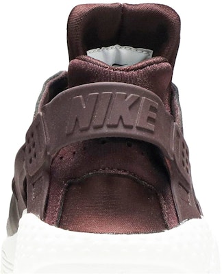 (女款)Nike Air Huarache Run '金屬紅木' AA0523-202 Sizing (女款)Nike Air Huarache Run '金屬紅木' AA0523-202