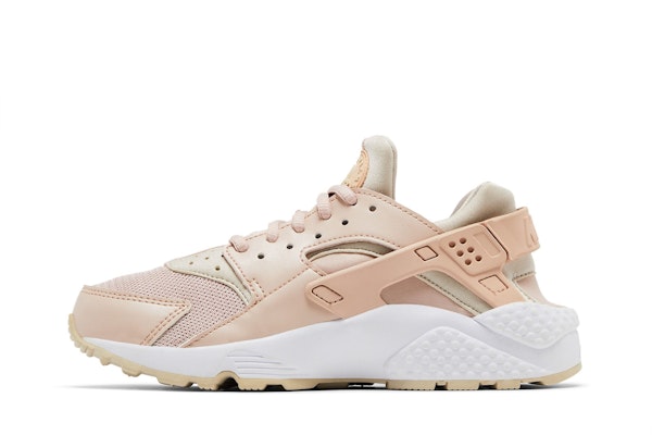 (W) 耐克 Air Huarache Run '微粒米色' 634835-202 Lookbook (W) 耐克 Air Huarache Run '微粒米色' 634835-202