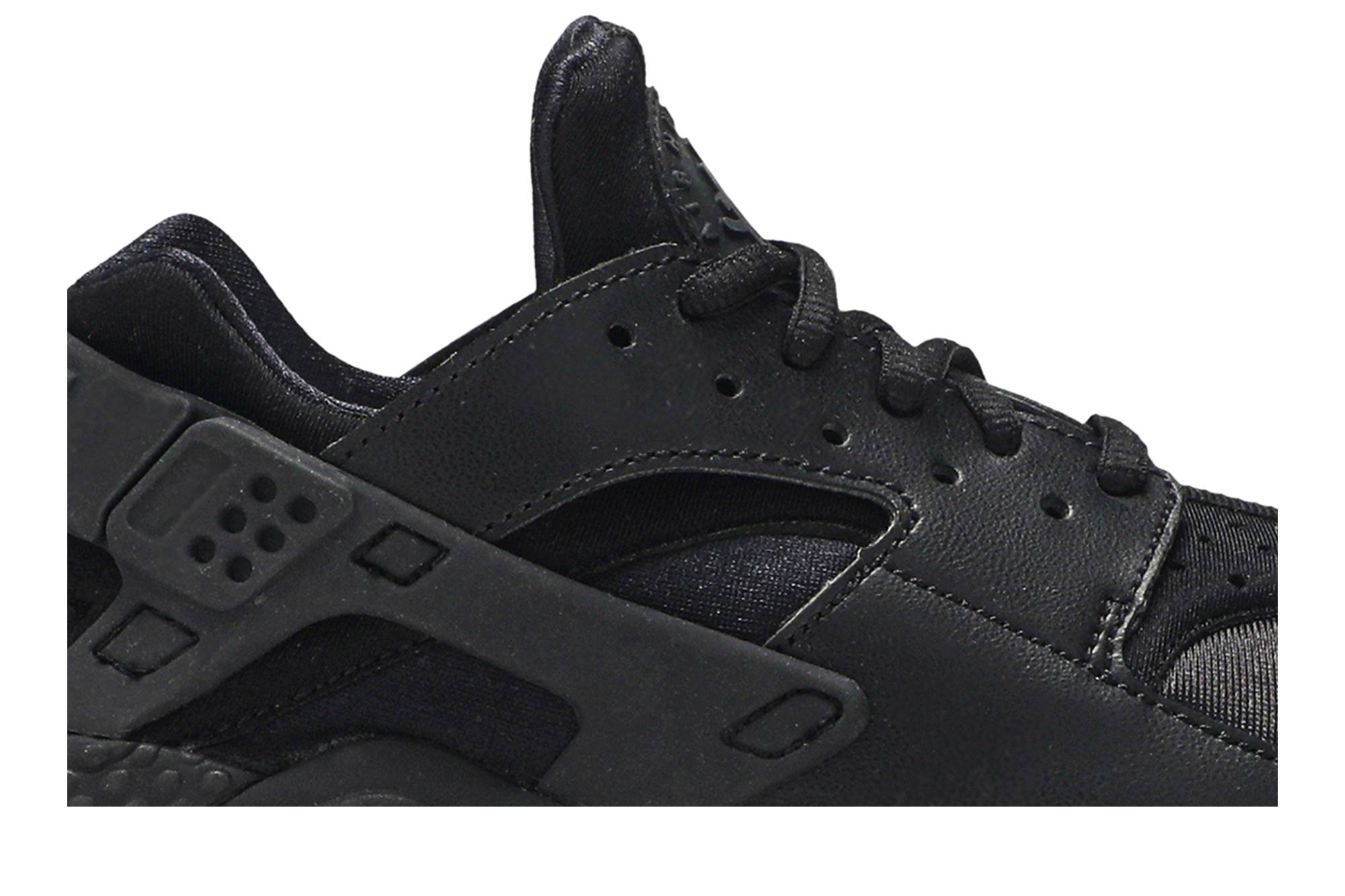 Huarache run triple black best sale