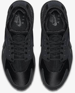 (W) ナイキ エア ハラチ ラン トリプルブラック 634835-009 Lookbook (W) ナイキ エア ハラチ ラン トリプルブラック 634835-009