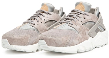 (W) ナイキ エア ハラチ ラン CS "コブルストーン" 918411-001 Lookbook (W) ナイキ エア ハラチ ラン CS "コブルストーン" 918411-001