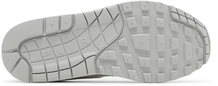 (W) Nike Air Max 1 '87 LX 'Kelabu Asap Ringan' FN0564-001 Shop (W) Nike Air Max 1 '87 LX 'Kelabu Asap Ringan' FN0564-001