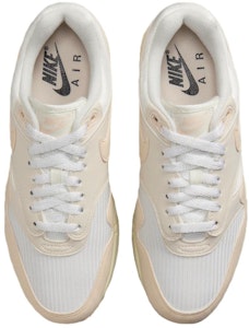 (W) Nike Air Max 1 'Guava Ice' Lelaki Wanita Sneakers DZ2628-111 Lookbook (W) Nike Air Max 1 'Guava Ice' Lelaki Wanita Sneakers DZ2628-111