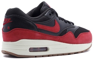 (W) Nike Air Max 1 Essential 'Bred' 黑红配色款 599820-018 Shop (W) Nike Air Max 1 Essential 'Bred' 黑红配色款 599820-018