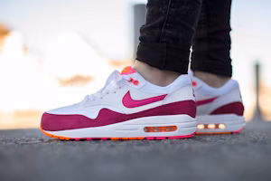 (Women) Nike Air Max 1 Essential 'Fireberry' 599820-112