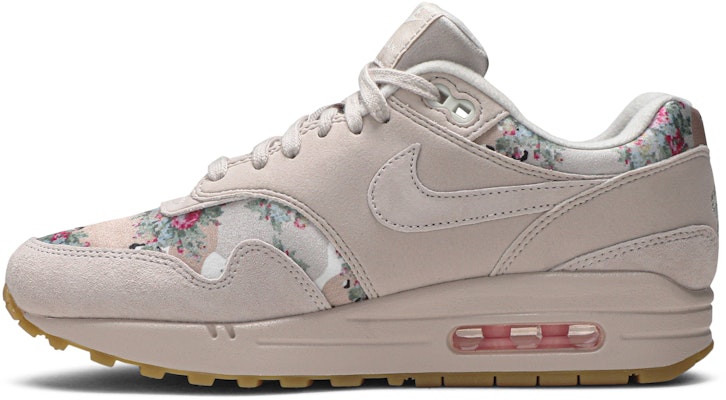 (Women) Nike Air Max 1 Floral Desert Sand AQ6378-001 dalam Bahasa Malaysia. Lookbook (Women) Nike Air Max 1 Floral Desert Sand AQ6378-001 dalam Bahasa Malaysia.