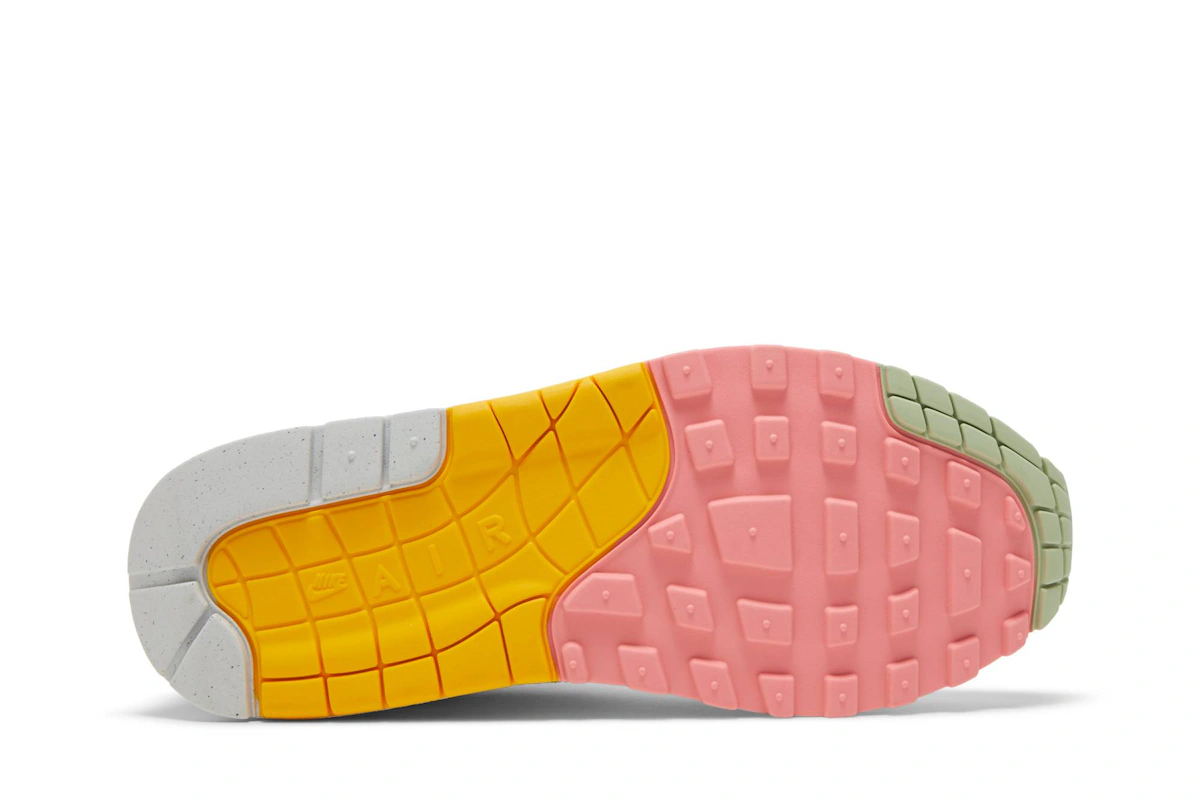 (Women) Nike Air Max 1 Premium 'Pom Pom Polka Dots' FB4959-121