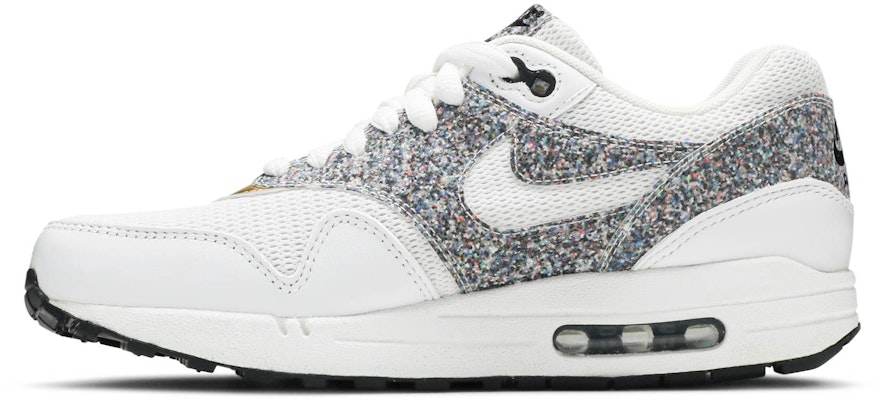 (W) Nike Air Max 1 SE 'Putih Multi Emas' 881101-100 Lookbook (W) Nike Air Max 1 SE 'Putih Multi Emas' 881101-100