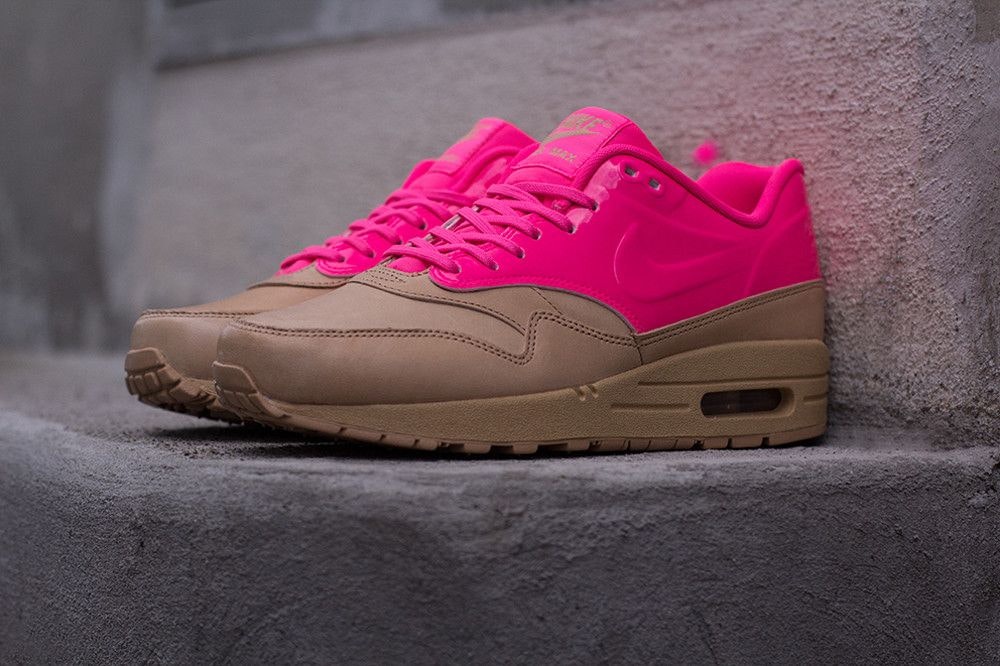 women-nike-air-max-1-vt-qs-pink-vachetta-615868-202