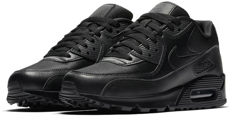 (W) Nike Air Max 90 'Hitam' 325213-057 Lookbook (W) Nike Air Max 90 'Hitam' 325213-057