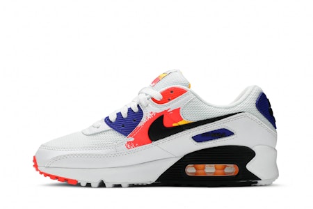 (W) Nike Air Max 90 'Brushstroke' - Lukisan Berus CZ7937-100 Lookbook (W) Nike Air Max 90 'Brushstroke' - Lukisan Berus CZ7937-100