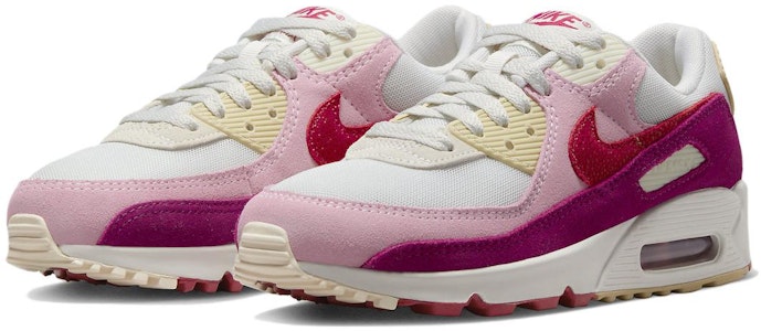 (W) Nike Air Max 90 'Hari Kekasih 2023' FB8477-001 Lookbook (W) Nike Air Max 90 'Hari Kekasih 2023' FB8477-001