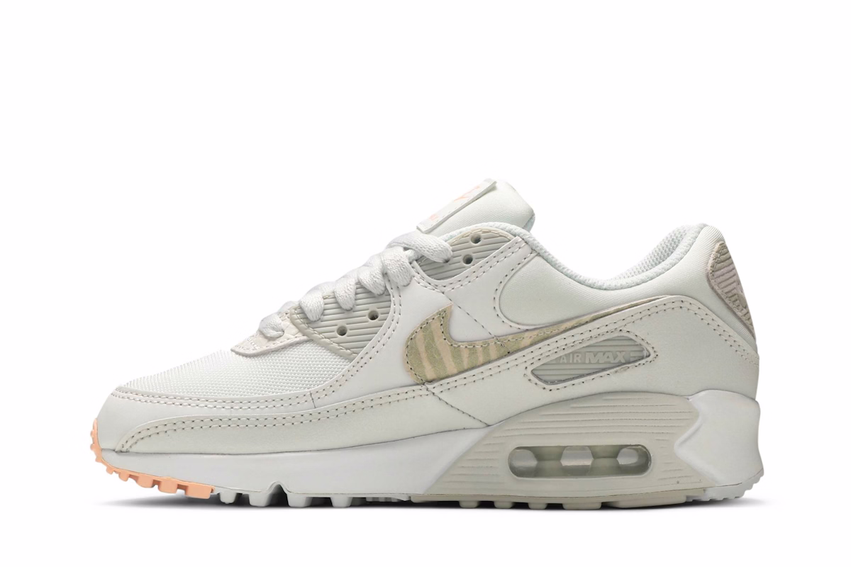 (Women) Nike Air Max 90 SE 'Summit White Light Bone' CV8824-100