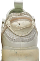 (W) Nike Air Max 90 Terrascape 'Light Bone' Pria Wanita Sneakers Terbaru DC9450-001 Sizing (W) Nike Air Max 90 Terrascape 'Light Bone' Pria Wanita Sneakers Terbaru DC9450-001