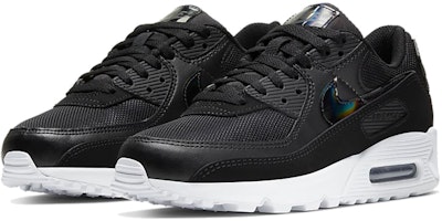 (W) Nike Air Max 90 Twist 'Hitam Putih' CV8110-001 Lookbook (W) Nike Air Max 90 Twist 'Hitam Putih' CV8110-001