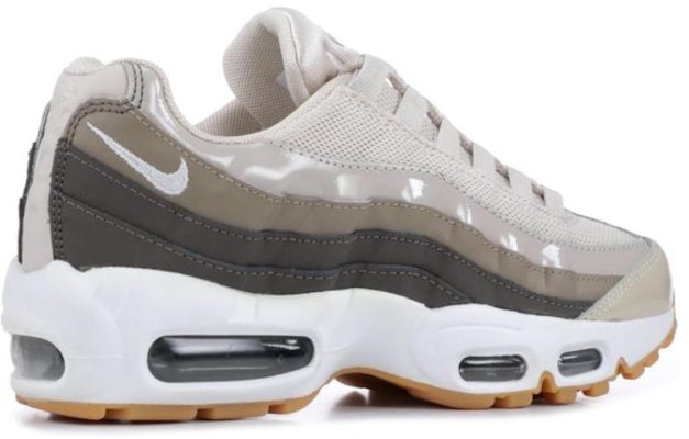 (W) Nike Air Max 95 'Desert Sand' Sepatu Sneaker Pria Wanita 307960-011 Lookbook (W) Nike Air Max 95 'Desert Sand' Sepatu Sneaker Pria Wanita 307960-011