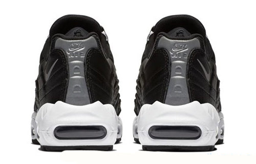 Shop (Wanita) Nike Air Max 95 Hitam Reflektif Perak 307960-020