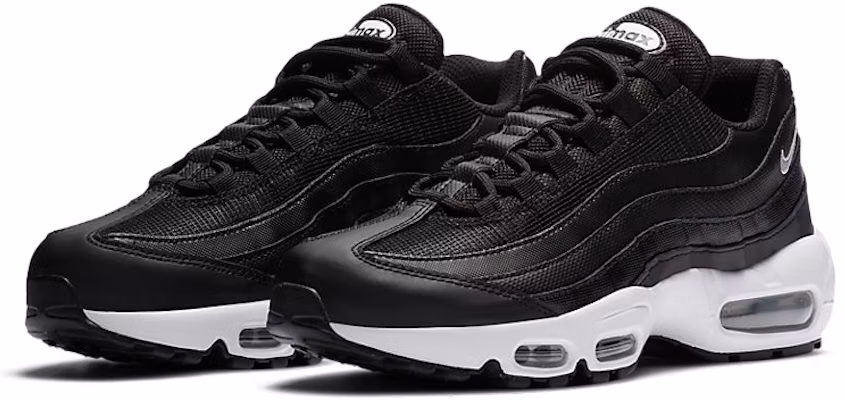 (W) ナイキ エア マックス 95 エッセンシャル 黒白 CK7070-001 Lookbook (W) ナイキ エア マックス 95 エッセンシャル 黒白 CK7070-001